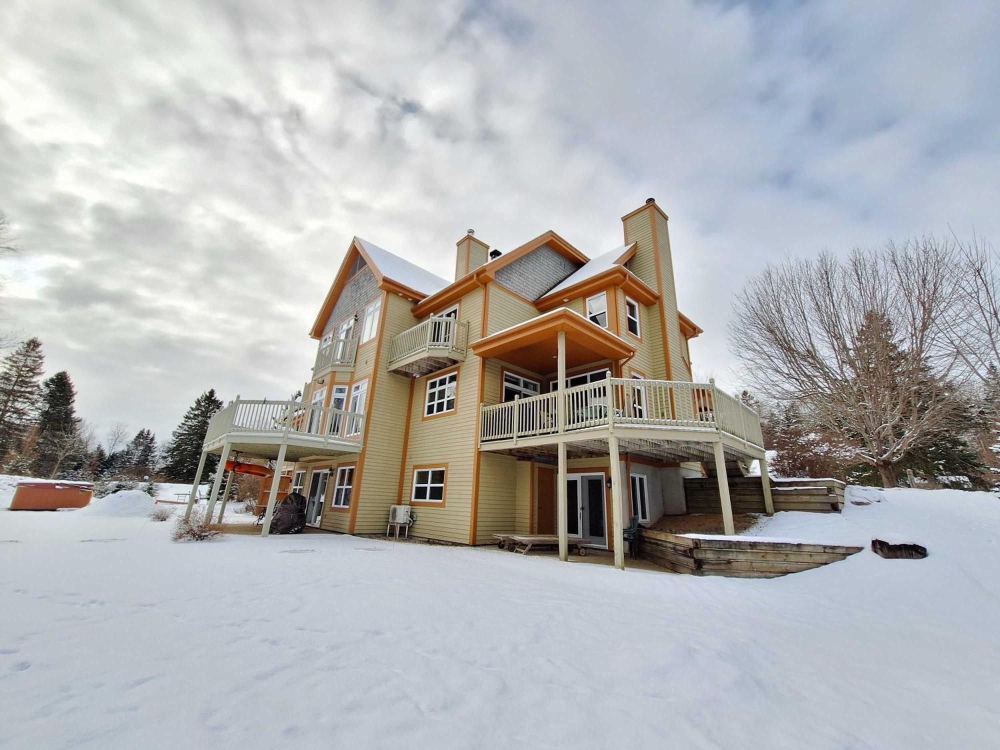 L'Aiglon - Nature Golf And Relaxation In Mont-Tremblant Exterior photo